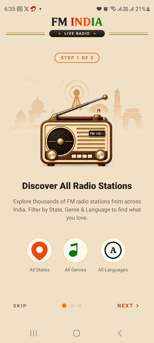 FMIndia opening screen, showing the radio illustration and the three ways to filter stations